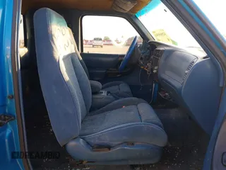 1995 Ford Ranger Splash with VIN 1FTCR14X1SPB04913, listed as a IAAI auction lot 42069504 with 300,301 mi miles and . Bid and sale history available at DreamBid. Image 5.