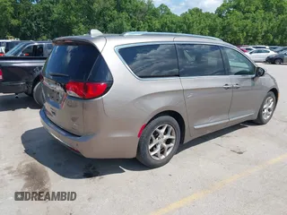 2017 Chrysler Pacifica Limited with VIN 2C4RC1GG9HR786079, listed as a IAAI auction lot 42331526 with 75,329 mi miles and . Bid and sale history available at DreamBid. Image 4.