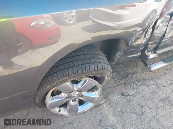 2018 Ram 1500 Big Horn z VIN 3C6RR7LT6JG135788, wystawiony jako IAAI lot #41823577 z przebiegiem 85 205 mil mil oraz . Historia ofert i sprzedaży dostępna na DreamBid. Obrazek 6.