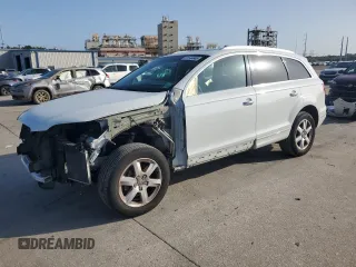 2015 Audi Q7 Premium Plus with VIN WA1LGAFEXFD006837, listed as a Copart auction lot 61144865 with 104,543 mi miles and Salvage title. Bid and sale history available at DreamBid. Image 1.