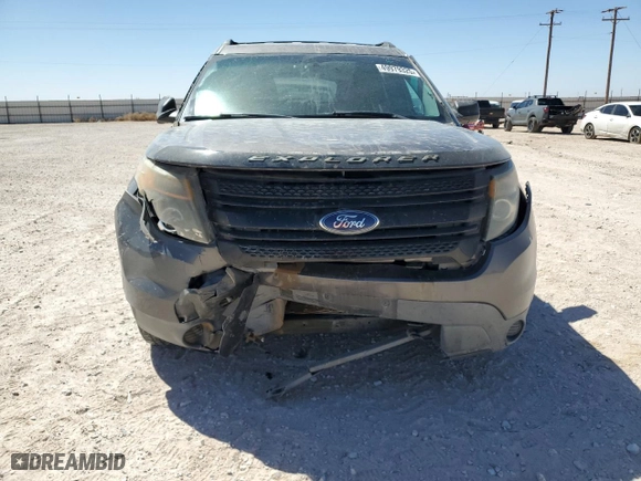2013 Ford Utility Police Interceptor with VIN 1FM5K8AR5DGC20920, listed as a Copart auction lot 49979325 with 147,821 mi miles and Salvage Title. Bid and sale history available at carsss.com. Image 5.