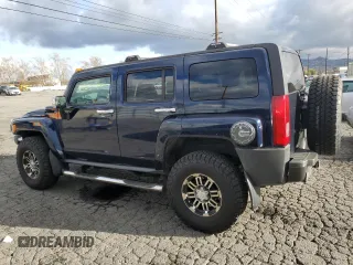 2008 Hummer H3 SUV Alpha with VIN 5GTEN13L088111401, listed as a Copart auction lot 43945055 with 71,244 mi miles and Salvage Title. Bid and sale history available at carsss.com. Image 2.