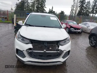 2021 Chevrolet Trax LT with VIN KL7CJPSB9MB331460, listed as a IAAI auction lot 42019002 with 91,135 mi miles. Bid and sale history available at carsss.com. Image 12.