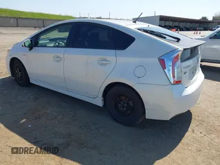 2014 Toyota Prius Four with VIN JTDKN3DU8E1737165, listed as a IAAI auction lot 41781998 with 175,585 mi miles and . Bid and sale history available at carsss.com. Image 3.