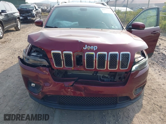 2020 Jeep Cherokee Latitude Plus z VIN 1C4PJMLB6LD585258, wystawiony jako IAAI lot #42411918 z przebiegiem 42 097 mil mil oraz . Historia ofert i sprzedaży dostępna na DreamBid. Obrazek 6.