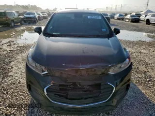 2020 Chevrolet Trax LS with VIN KL7CJKSB5LB059989, listed as a Copart auction lot 58642445 with 89,236 mi miles and Salvage title. Bid and sale history available at DreamBid. Image 5.
