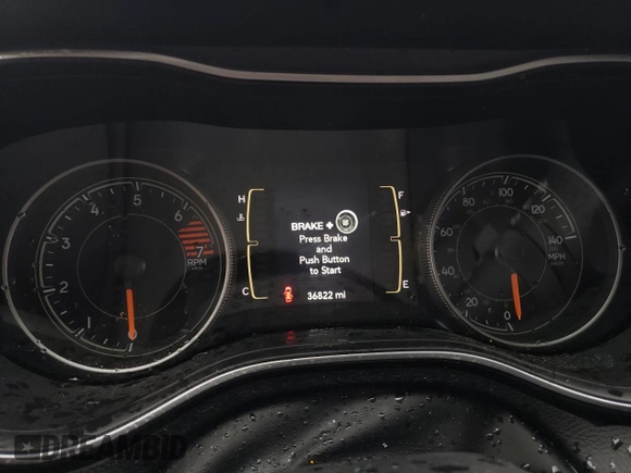 2020 Jeep Cherokee Altitude with VIN 1C4PJLLB4LD548915, listed as a Copart auction lot 39758524 with 36,822 mi miles and Salvage Title. Bid and sale history available at carsss.com. Image 9.