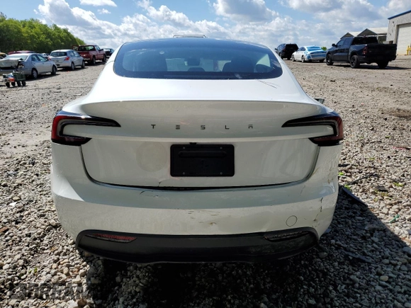 2024 Tesla Model 3 z VIN 5YJ3E1EA6RF734033, wystawiony jako Copart lot #52305665 z przebiegiem 21 081 mil mil oraz Szkoda całkowita • Salvage title. Historia ofert i sprzedaży dostępna na DreamBid. Obrazek 6.