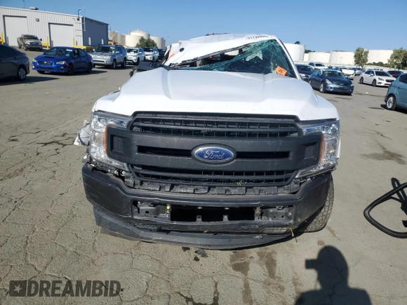 2018 Ford F-150 XL z VIN 1FTMF1CB1JKE82342, wystawiony jako Copart lot #51732805 z przebiegiem Nie podano mil oraz Szkoda całkowita • Salvage title. Historia ofert i sprzedaży dostępna na DreamBid. Obrazek 5.