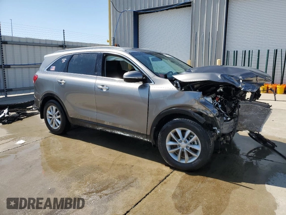 2016 Kia Sorento LX with VIN 5XYPG4A39GG049647, listed as a Copart auction lot 51811875 with 34,732 mi miles and Salvage Title. Bid and sale history available at DreamBid. Image 4.