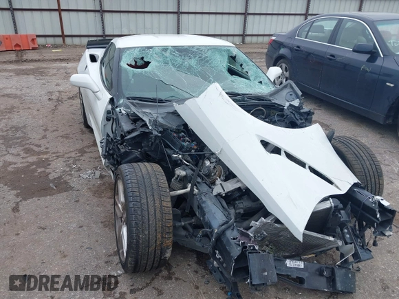 2015 Chevrolet Corvette Z51 2LT с VIN 1G1YK2D73F5114787, выставлен на аукционе IAAI как лот 41432386 с пробегом Не указан миль и . История ставок и продаж доступна на DreamBid. Изображение 1.