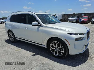 2025 BMW X7 xDrive40i z VIN 5UX23EM02S9W38321, wystawiony jako Copart lot #57358565 z przebiegiem 24 910 mil mil oraz Tytuł czysty. Historia ofert i sprzedaży dostępna na DreamBid. Obrazek 4.