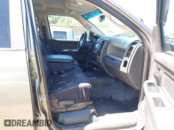 2011 Ram 2500 SLT with VIN 3D7TT2CT9BG610246, listed as a IAAI auction lot 39774314 with 269,830 mi miles. Bid and sale history available at carsss.com. Image 5.
