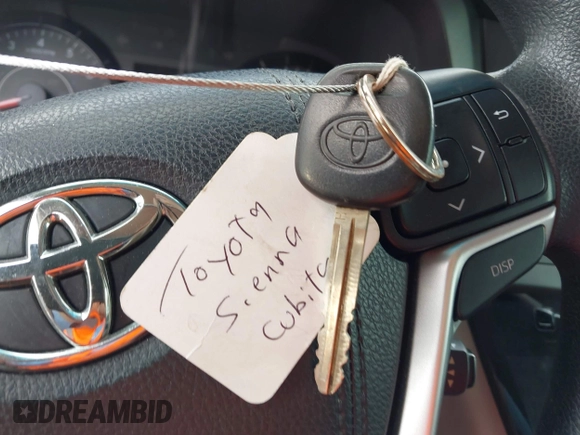 2016 Toyota Sienna L с VIN 5TDZK3DC7GS756195, выставлен на аукционе IAAI как лот 42151195 с пробегом 119 695 миль миль и . История ставок и продаж доступна на DreamBid. Изображение 11.