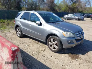 2010 Mercedes-Benz M 350 with VIN 4JGBB8GBXAA605448, listed as a IAAI auction lot 42062922 with 84,529 mi miles and . Bid and sale history available at DreamBid. Image 1.