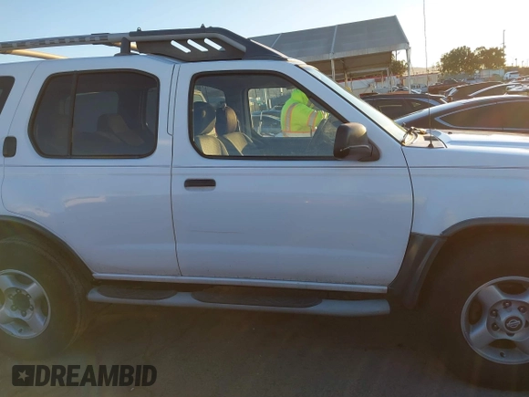 2002 Nissan Xterra XE z VIN 5N1ED28Y12C571994, wystawiony jako IAAI lot #41401574 z przebiegiem 141 383 mil mil oraz . Historia ofert i sprzedaży dostępna na DreamBid. Obrazek 13.