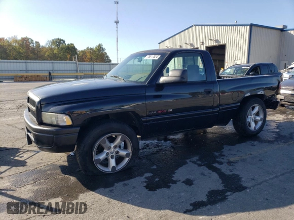 1997 Dodge 1500 z VIN 1B7HC16Z7VJ526312, wystawiony jako Copart lot #75817524 z przebiegiem 215 627 mil mil oraz Szkoda całkowita • Salvage title. Historia ofert i sprzedaży dostępna na DreamBid. Obrazek 1.