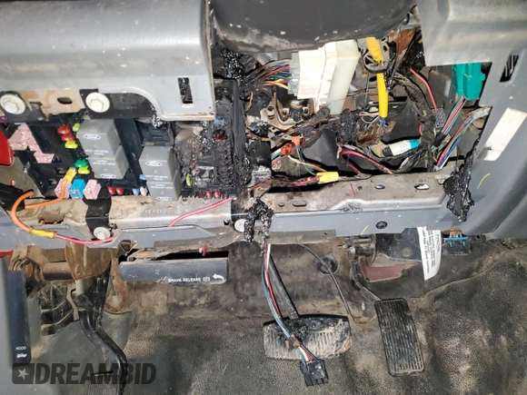 2007 Ford F-250 XL with VIN 1FTNF21517EA15050, listed as a Copart auction lot 47597385 with Not Provided miles and Salvage Title. Bid and sale history available at DreamBid. Image 10.