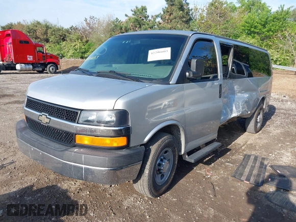 2011 Chevrolet Express Passenger 1LT with VIN 1GAZG1FG1B1119792, listed as a IAAI auction lot 42206603 with 137,634 mi miles and . Bid and sale history available at DreamBid. Image 17.
