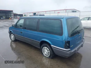 1992 Dodge Grand Caravan z VIN 1B4GH54R6NX218758, wystawiony jako IAAI lot #42362782 z przebiegiem 172 142 mil mil oraz . Historia ofert i sprzedaży dostępna na DreamBid. Obrazek 3.