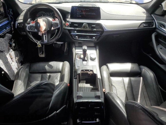 2019 BMW M5 z VIN WBSJF0C58KB448366, wystawiony jako Copart lot #50417885 z przebiegiem 59 061 mil mil oraz Szkoda całkowita • Salvage title. Historia ofert i sprzedaży dostępna na DreamBid. Obrazek 8.