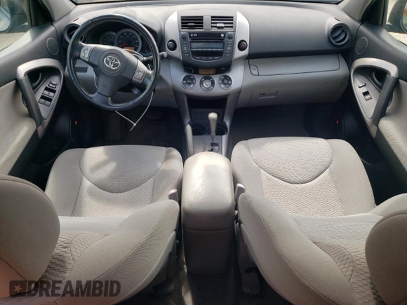 2008 Toyota RAV4 Limited with VIN JTMZD31V585111486, listed as a Copart auction lot 55158425 with 141,171 mi miles and Salvage title. Bid and sale history available at DreamBid. Image 8.