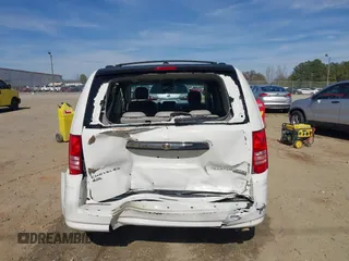 2009 Chrysler Town & Country Touring with VIN 2A8HR54X89R642118, listed as a IAAI auction lot 41844247 with 161,651 mi miles and . Bid and sale history available at DreamBid. Image 16.