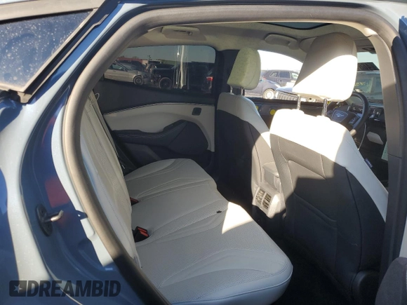 2024 Ford Mustang Mach-E Premium с VIN 3FMTK3SU1RMA48105, выставлен на аукционе Copart как лот 46612385 с пробегом 662 миль миль и Списание • Salvage title. История ставок и продаж доступна на DreamBid. Изображение 10.