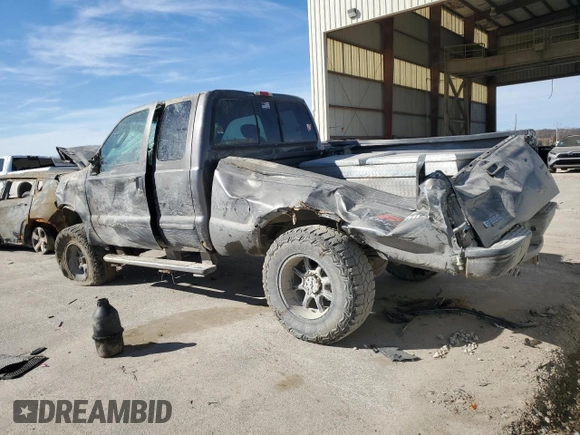 2004 Ford F-250 XL with VIN 1FTNX21L64ED57827, listed as a Copart auction lot 47236535 with Not provided miles and Salvage title. Bid and sale history available at DreamBid. Image 2.