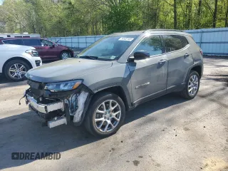 2023 Jeep Compass Latitude Lux с VIN 3C4NJDFN0PT570512, выставлен на аукционе Copart как лот 54932165 с пробегом 27 227 миль миль и Списание • Salvage title. История ставок и продаж доступна на DreamBid. Изображение 1.