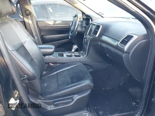 2017 Jeep Grand Cherokee Altitude with VIN 1C4RJEAG3HC854343, listed as a IAAI auction lot 42519303 with 136,721 mi miles and . Bid and sale history available at DreamBid. Image 5.
