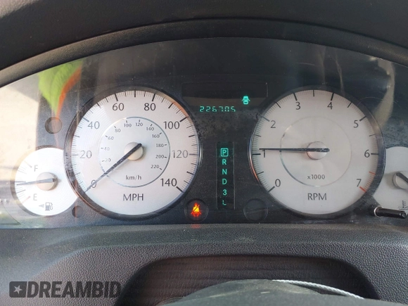 2008 Chrysler 300 LX z VIN 2C3LA43R68H106864, wystawiony jako IAAI lot #42044794 z przebiegiem 226 705 mil mil oraz . Historia ofert i sprzedaży dostępna na DreamBid. Obrazek 7.
