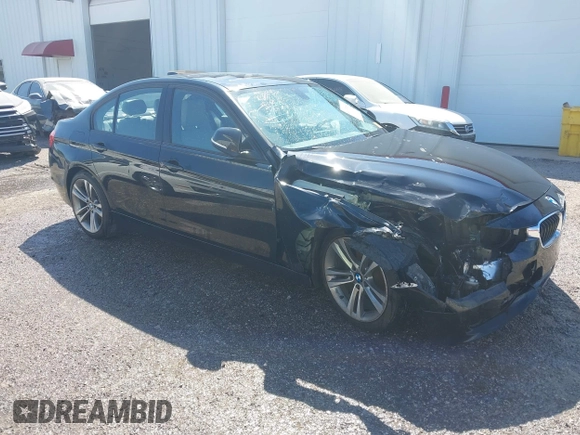 2013 BMW 3 Series 328i with VIN WBA3A5C58DJ462110, listed as a IAAI auction lot 41974562 with 94,211 mi miles. Bid and sale history available at carsss.com. Image 1.
