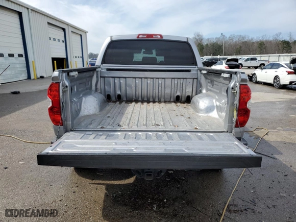 2017 Toyota Tundra 4WD SR5 with VIN 5TFDW5F11HX656661, listed as a Copart auction lot 47361715 with 208,759 mi miles and Salvage Title. Bid and sale history available at carsss.com. Image 6.