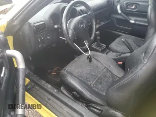 2002 Toyota MR2 z VIN JTDFR320220042638, wystawiony jako Copart lot #74129724 z przebiegiem Nie podano mil oraz Szkoda całkowita • Salvage title. Historia ofert i sprzedaży dostępna na DreamBid. Obrazek 8.