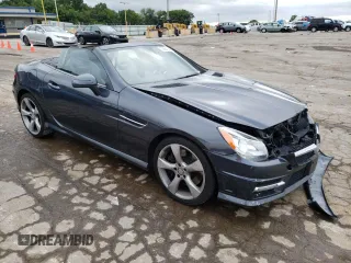 2015 Mercedes-Benz SLK-Class SLK 350 with VIN WDDPK5HA4FF096553, listed as a Copart auction lot 62951933 with 102,205 mi miles. Bid and sale history available at carsss.com. Image 4.