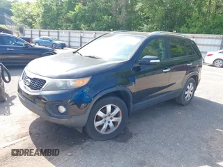 2012 Kia Sorento LX with VIN 5XYKT4A63CG189123, listed as a IAAI auction lot 42137121 with 329,389 mi miles. Bid and sale history available at carsss.com. Image 2.