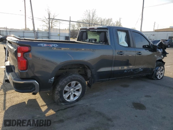2020 Chevrolet Silverado 1500 LT with VIN 1GCRYDED4LZ219305, listed as a Copart auction lot 46810295 with 104,019 mi miles and Clean Title. Bid and sale history available at carsss.com. Image 3.