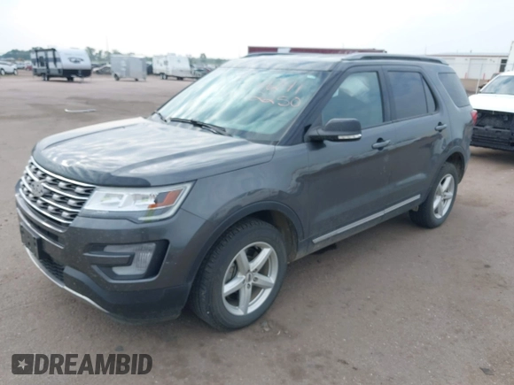 2017 Ford Explorer XLT z VIN 1FM5K8DH9HGC85018, wystawiony jako IAAI lot #42412250 z przebiegiem 65 919 mil mil oraz . Historia ofert i sprzedaży dostępna na DreamBid. Obrazek 2.