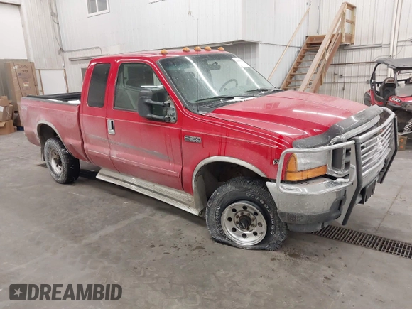 2001 Ford Super Duty F-250 XL with VIN 1FTNX21S81EC45226, listed as a IAAI auction lot 41363552 with 78,612 mi miles. Bid and sale history available at carsss.com. Image 1.