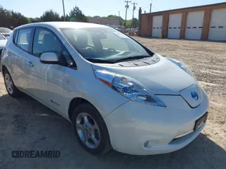 2011 Nissan LEAF SL-e with VIN JN1AZ0CP6BT006053, listed as a IAAI auction lot 42056430 with 60,958 mi miles. Bid and sale history available at carsss.com. Image 1.