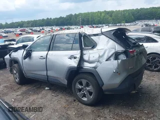 2022 Toyota RAV4 Hybrid XLE z VIN 4T3RWRFV7NU063922, wystawiony jako IAAI lot #42585891 z przebiegiem Nie podano mil oraz . Historia ofert i sprzedaży dostępna na DreamBid. Obrazek 15.