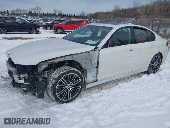 2019 BMW 5 Series 530i xDrive with VIN WBAJA7C50KWC77684, listed as a IAAI auction lot 41629289 with 31,194 mi miles. Bid and sale history available at carsss.com. Image 2.