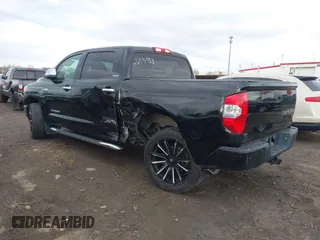 2017 Toyota Tundra 4WD Limited with VIN 5TFHW5F13HX653553, listed as a IAAI auction lot 41898133 with 140,981 mi miles. Bid and sale history available at carsss.com. Image 3.
