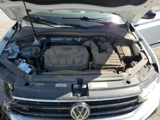 2022 Volkswagen Tiguan SE R-Line Black with VIN 3VVCB7AX1NM038645, listed as a Copart auction lot 53868295 with 78,371 mi miles and Salvage title. Bid and sale history available at DreamBid. Image 12.