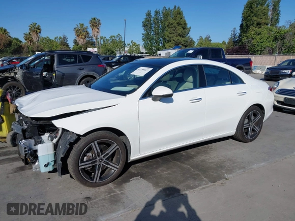 2023 Mercedes-Benz CLA 250 z VIN W1K5J4GB6PN412041, wystawiony jako IAAI lot #42298422 z przebiegiem 12 316 mil mil oraz . Historia ofert i sprzedaży dostępna na DreamBid. Obrazek 17.