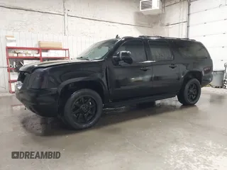 2013 GMC Yukon XL SLT z VIN 1GKS2KE74DR344229, wystawiony jako IAAI lot #42105738 z przebiegiem 147 339 mil mil oraz . Historia ofert i sprzedaży dostępna na DreamBid. Obrazek 2.