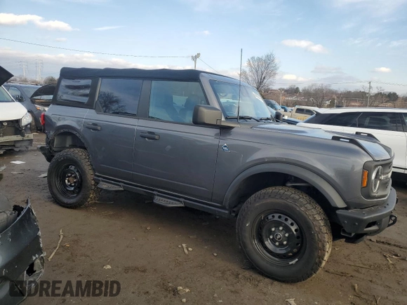 2021 Ford Bronco with VIN 1FMEE5BP4MLB07924, listed as a Copart auction lot 44252445 with 9,645 mi miles and Salvage title. Bid and sale history available at DreamBid. Image 4.