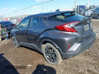 2019 Toyota C-HR XLE with VIN JTNKHMBX4K1048614, listed as a IAAI auction lot 41800696 with 78,191 mi miles. Bid and sale history available at carsss.com. Image 3.