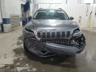2019 Jeep Cherokee Trailhawk with VIN 1C4PJMBXXKD362555, listed as a Copart auction lot 88888565 with 120,673 mi miles and Salvage Title. Bid and sale history available at DreamBid. Image 5.